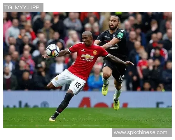 菲尔特与桑德豪深的激烈对决分析及赛季前景展望