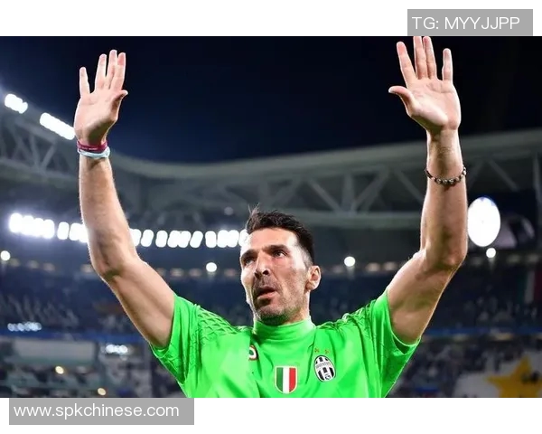 卡西利亚斯与布冯精彩扑救对决回顾，谁才是门神之王