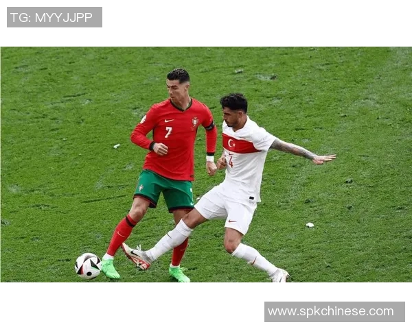 2016年土耳其对捷克比赛回顾：精彩进球与战术分析