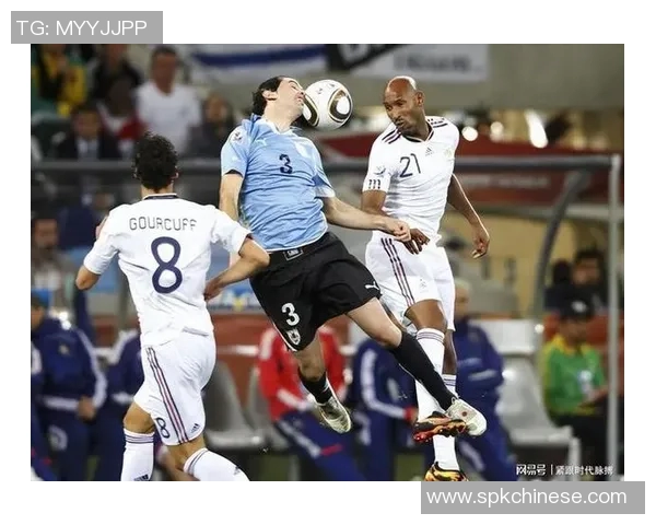 南非与乌拉圭全场对决精彩回顾与赛后分析