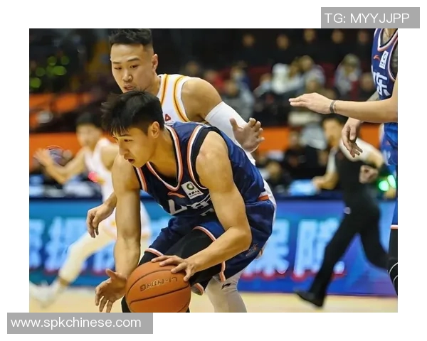 贺希宁：从篮球新星到职业生涯的辉煌转折与成长之路