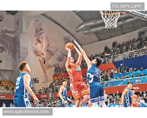 重庆篮球队在精英赛中的灵活性表现分析与战术探讨