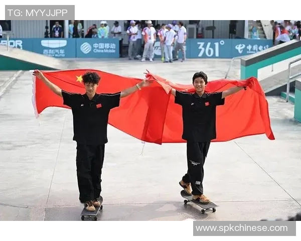 滑板之城的传奇：深入杭州滑板队员的独特技能与风采